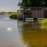 Water Hideout - Floating Secret Spot In Mazury Úszó hotel