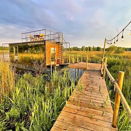 Water Hideout - Floating Secret Spots In Mazury *