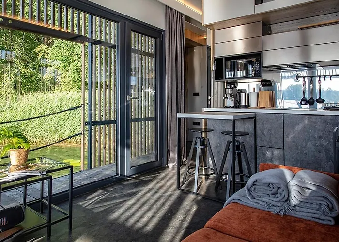 Water Hideout - Floating Secret Spot In Mazury * Wojnowo (Pisz)