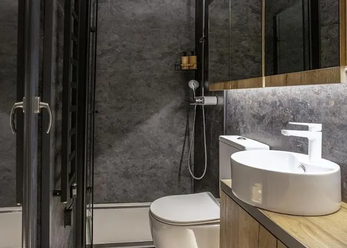 Botel Water Hideout - Floating Secret Spot In Mazury Wojnowo (Pisz)