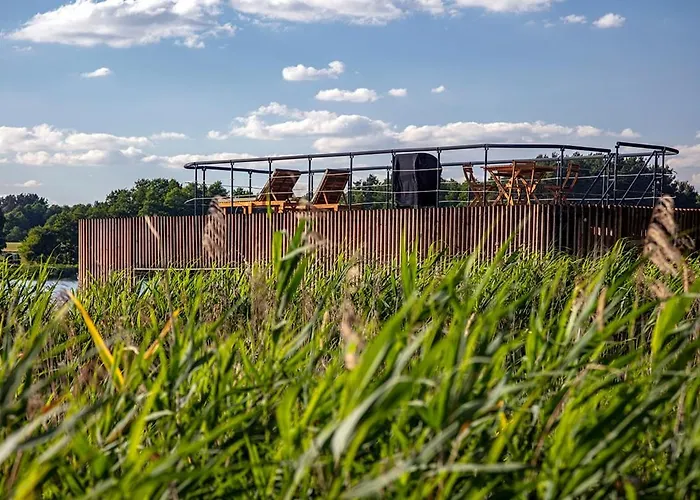 Water Hideout - Floating Secret Spot In Mazury * Wojnowo (Pisz)